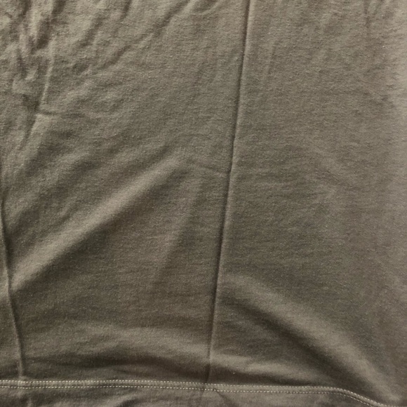 Market v neck tee - olive green - Picture 10 of 11